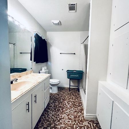 Cozy Private Bed & Bath Near Medical Center, Galleria And Dt Houston Extérieur photo